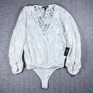 Express Lace Bodysuit White Long Sleeve V Neck Women’s Size XS NWT